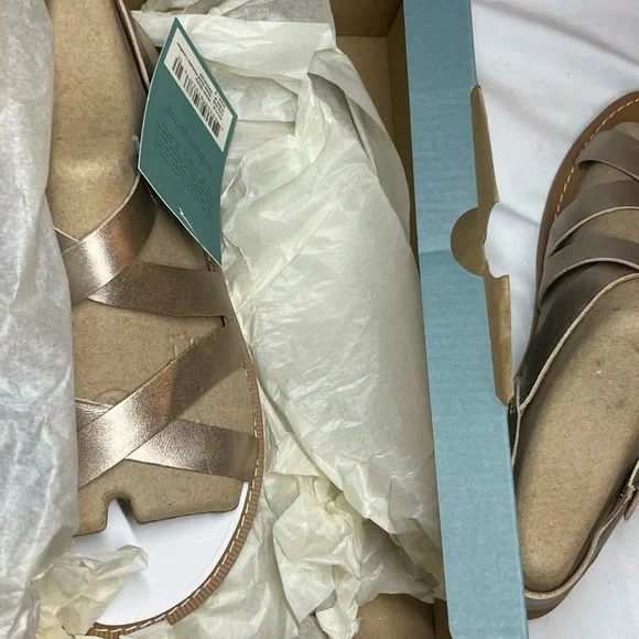 Toms Women's Sicily Strappy Rose Gold Metallic Sandals. Size 9. New in the box. - Picture 4 of 9